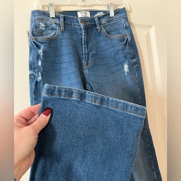 Kensie Medium Wash Jeans High Rise Bootcut “The Tessa” Women’s Size 2 - Picture 5 of 14